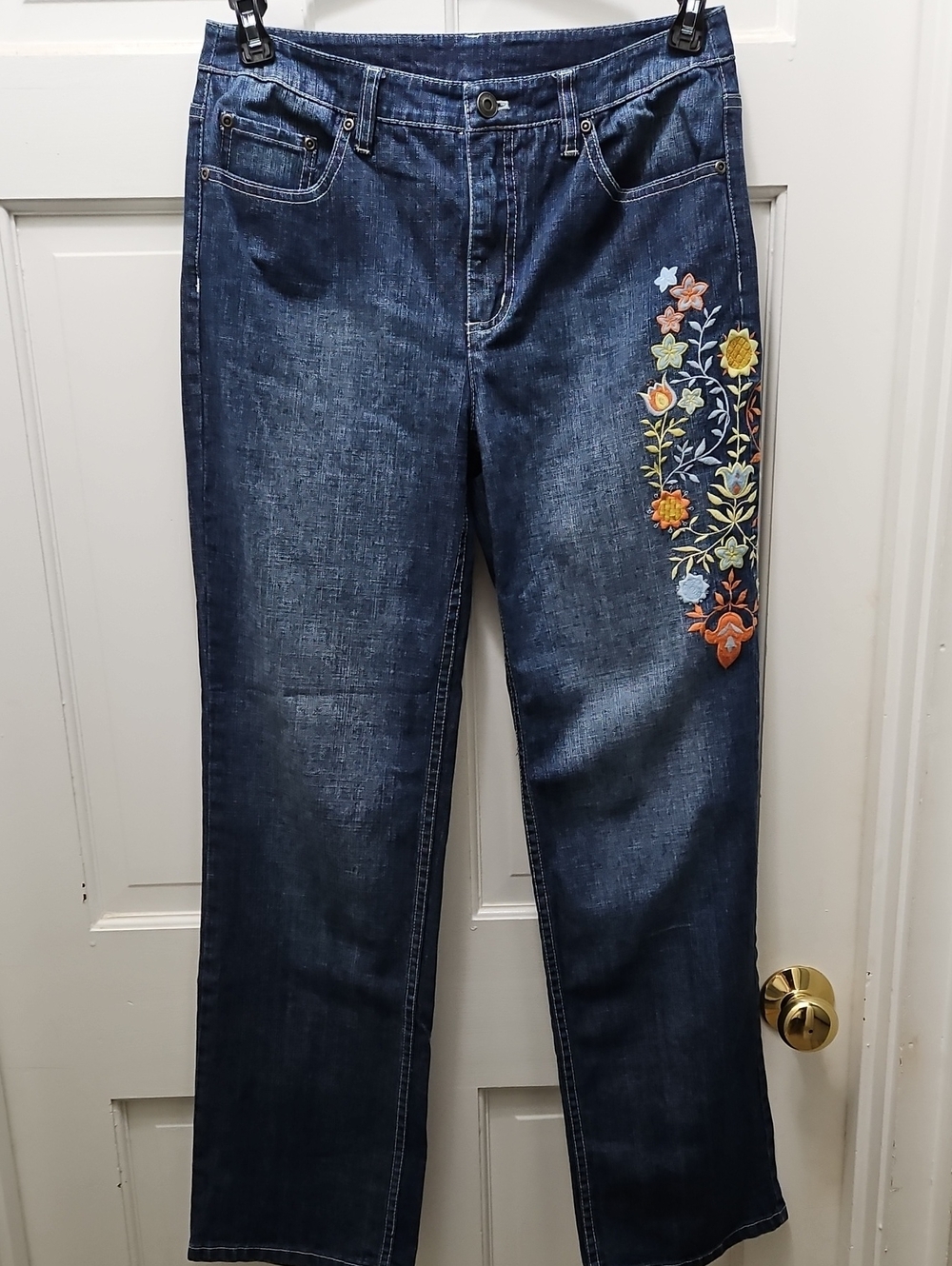 Talbots Women’s Dark Blue Embroidered Floral Jeans Size 6 Straight Leg